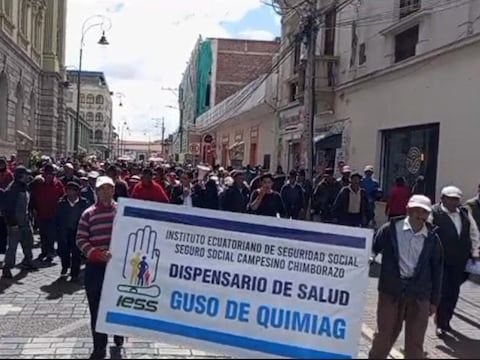UNE califica de provocadora e innecesaria la presencia policial y militar en Ecuador
