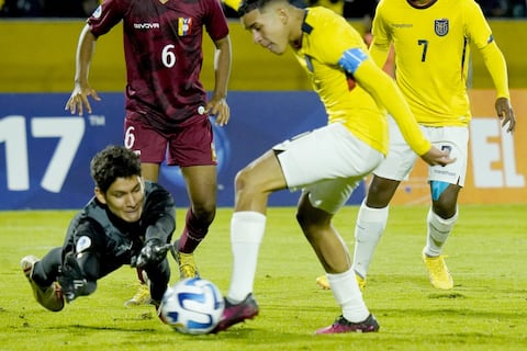 ‘Kendry Páez tuvo un salto de calidad en su juego, asumió el rol de líder’, destaca Diego Martínez, técnico de Ecuador sub-17