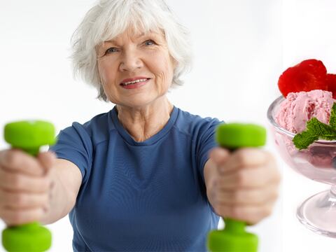 Gana masa muscular, tonifica tu cuerpo y combate el calor con este delicioso helado con proteína en polvo y bajo en calorías