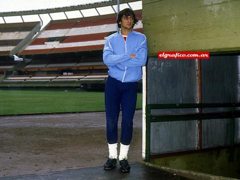 Enzo Francescoli debutó hace 37 años en River Plate