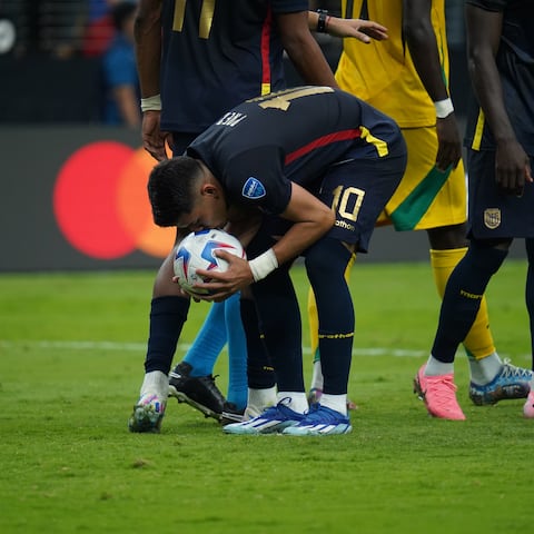 ¿Su fútbol sufrido le bastará contra Argentina?, se pregunta la prensa internacional sobre el duelo de Ecuador en cuartos de final de Copa América