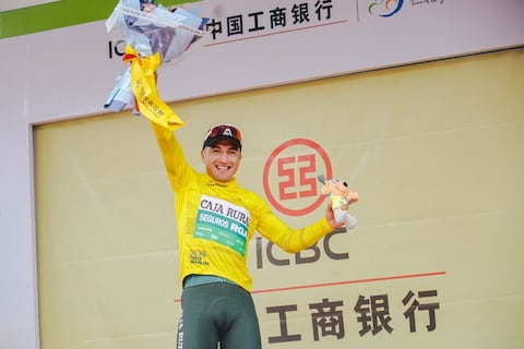 Ciclista ecuatoriano Jefferson Cepeda conquista Tour de Qinghai Lake, en China