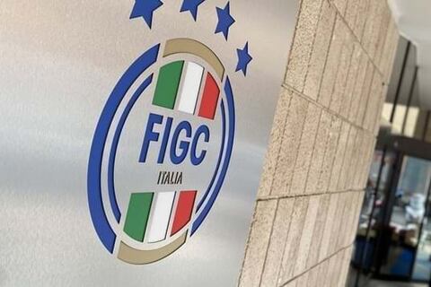El fútbol italiano se opone a plan gubernamental para vigilar sus cuentas