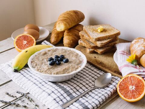 Estos carbohidratos, proteínas y grasas para comer en el desayuno son saciantes y bajos en calorías