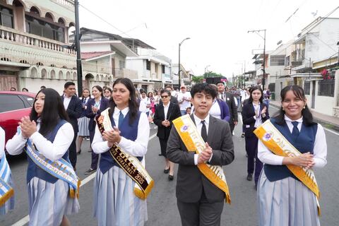 Comunidad educativa del colegio Sagrados Corazones celebró pregón por los 150 años de institución