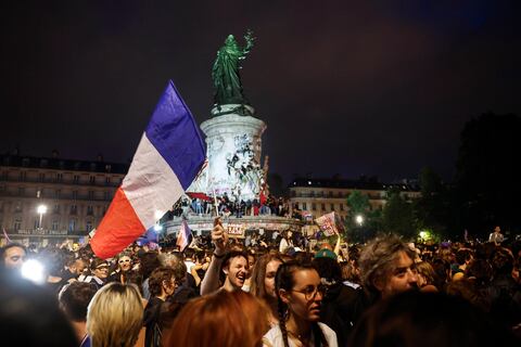 La izquierda se convierte en la primera fuerza política en Francia, con la mayoría de escaños en la Asamblea