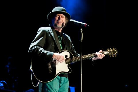 Joaquín Sabina: ‘he pasado de la adolescencia a la vejez, sin tocar la madurez’