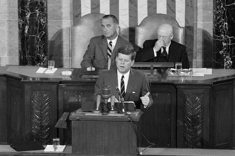 EE.UU. libera miles de documentos del asesinato de John F. Kennedy
