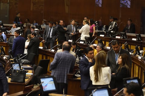 Dos caminos prepara la Asamblea Nacional para tramitar los cinco proyectos del Ejecutivo tras los resultados de la consulta popular