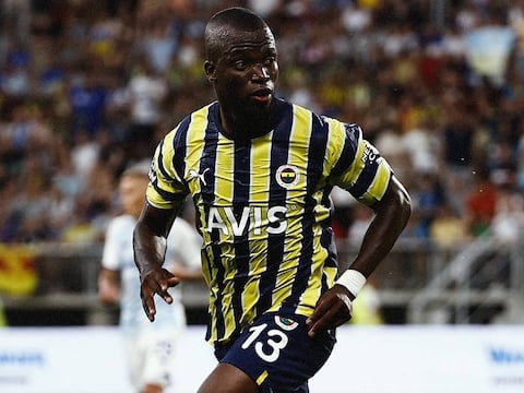 ‘Enner Valencia por algo es goleador en Turquía’, le dijo a EL UNIVERSO el DT del Fenerbahce