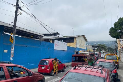 Fuga de químico obligó a evacuar a estudiantes de planteles en el norte de Guayaquil