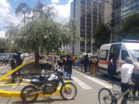 Policía murió al chocar en ciclovía en el norte de Quito