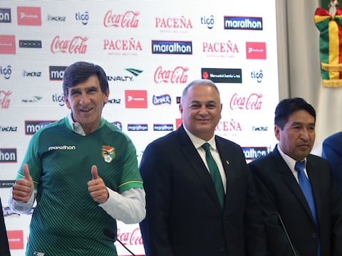 Gustavo Costas, técnico campeón con Barcelona SC, toma el mando de la selección de Bolivia para las eliminatorias al Mundial del 2026