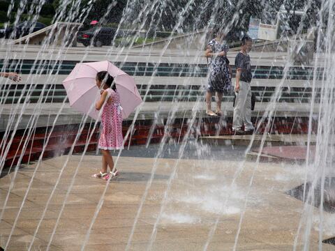 Ola de calor en China bate récord de temperatura en Shanghái, con 40,9 grados