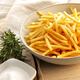 La dieta que previene la diabetes y reduce la edad biológica: imita los efectos de un ayuno y puedes comer papas fritas