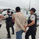 Detienen a tres sujetos que intentaron secuestrar a policía en Samanes