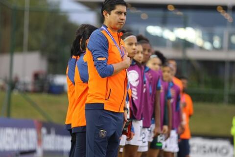 ‘Es una generación que se merece esta clasificación al Mundial’, afirma Eduardo Moscoso, técnico de la selección femenina de Ecuador sub-17