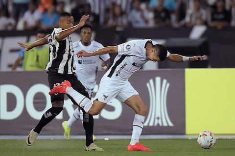 Liga de Quito quedó sepultado en su grupo de la Copa Libertadores con la derrota 2-1 ante Botafogo  