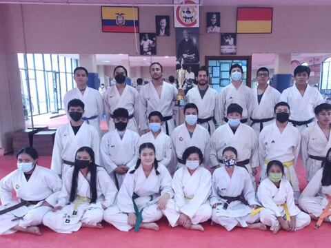 Azuay se impone en la VII Copa de Karate y Liga Cantonal de Santa Lucía se ubica en el segundo casillero
