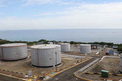 Veintiún distribuidoras de Manabí se quedaron sin combustible por problemas de pinchazos en poliducto
