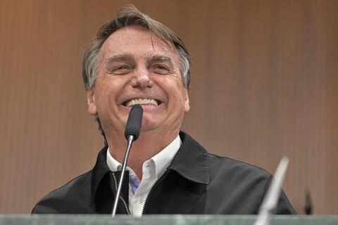 Exoficiales militares vinculan a Jair Bolsonaro con plan golpista en Brasil tras derrota electoral