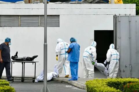 Fiscalía solicita liberación de cadáveres no identificados y examen de ADN a cuerpos abandonados en el Centro Forense de Guayaquil
