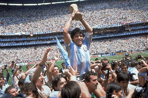 Balón de Oro que ganó Diego Maradona en el Mundial de 1986 es incautado por justicia francesa