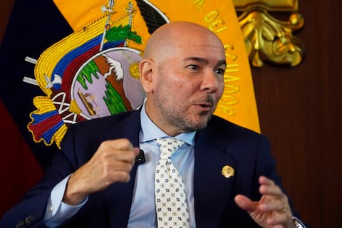 Ministro de Defensa, Gian Carlo Loffredo: ‘El país necesita de más militares para este nuevo combate urbano’