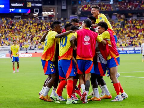 “Orgullosamente colombiano. El fútbol nos une, nos une la selección Colombia”, celebre el presidente Gustavo Petro por la goleada