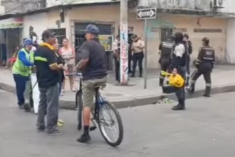 Un hombre y dos menores de edad, de 6 y 11 años, fueron atacados a bala en el suburbio de Guayaquil