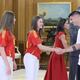 Así fue el encuentro entre la princesa Leonor y Gavi, durante el recibimiento a la selección de fútbol de España tras ganar la Eurocopa, dos años después de los rumores de romance