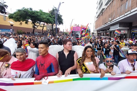 ‘Nos preocupa que la presencia de la primera dama en la marcha del Orgullo se interprete como una estrategia política’, dice comunidad LGBTI+ sobre presencia de Lavinia Valbonesi en caminata   