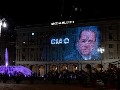 ¿Quiénes fueron las mujeres de Silvio Berlusconi? El excéntrico gobernante murió a los 86 años y a su lado estuvo su última pareja, cinco décadas menor que él