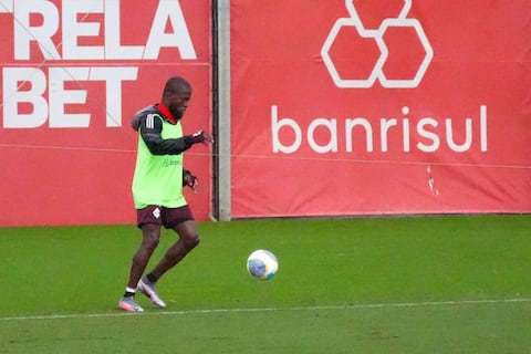 ¡‘Superman’ regresa! Enner Valencia reaparece en entrenamiento del Inter de Porto Alegre