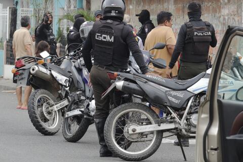 Cuatro teléfonos móviles incautados y ningún detenido tras la liberación de la exalcaldesa de Durán Mariana Mendieta