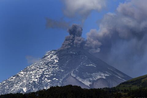 Posible caída de ceniza en la provincia del Cotopaxi por actividad del volcán este miércoles 