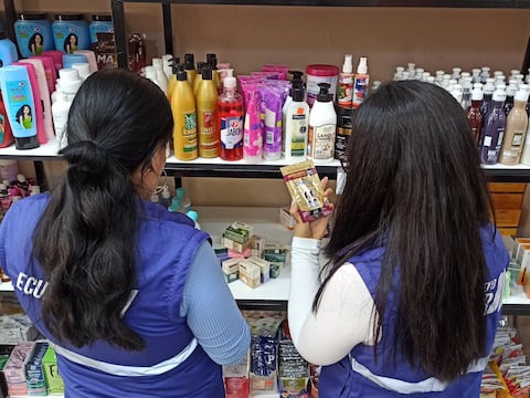 Más de 4.000 cosméticos sin notificación sanitaria fueron decomisados en local de Cuenca 