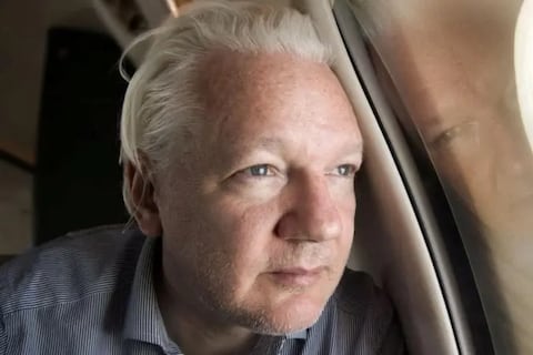 En qué consiste el acuerdo al que llegó Julian Assange con el gobierno de EE.UU. que le permitió recuperar la libertad