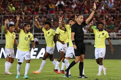 Tri, dos retos con mal juego: Copa América y eliminatorias