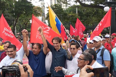 Marcha de Guayaquil fue ‘tribuna’ para dos precandidatos presidenciales de izquierda