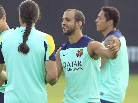 Martín Montoya: "Espero ser una amenaza para Dani Alves" en Barça