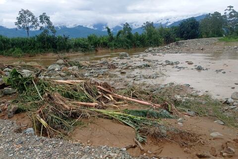 Recinto La Maravilla, en Montalvo, afectado por intensas lluvias y desborde del río Santa Rosa