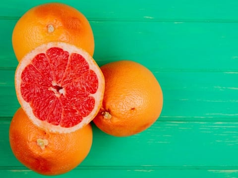¿Qué alimentos son buenos para reducir el azúcar en la sangre? Esta fruta baja rápido la glucosa y ayuda a prevenir la diabetes