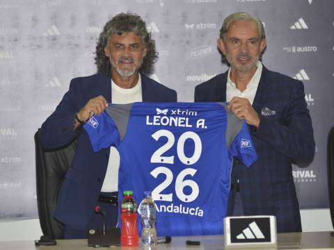 ‘Entregaremos hasta la última gota para ser campeones’, la promesa de Leonel Álvarez, DT de Emelec, durante su presentación