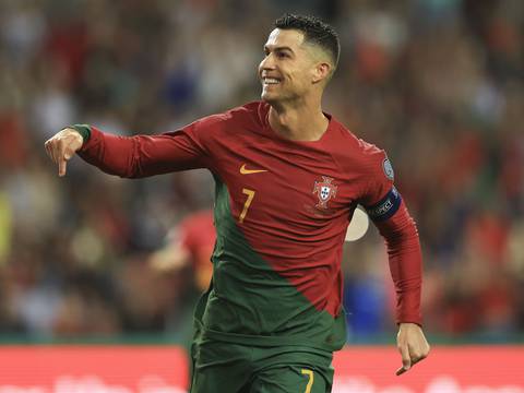Cristiano Ronaldo marca doblete con Portugal y ‘sueña’ con llegar a los 900 goles como profesional