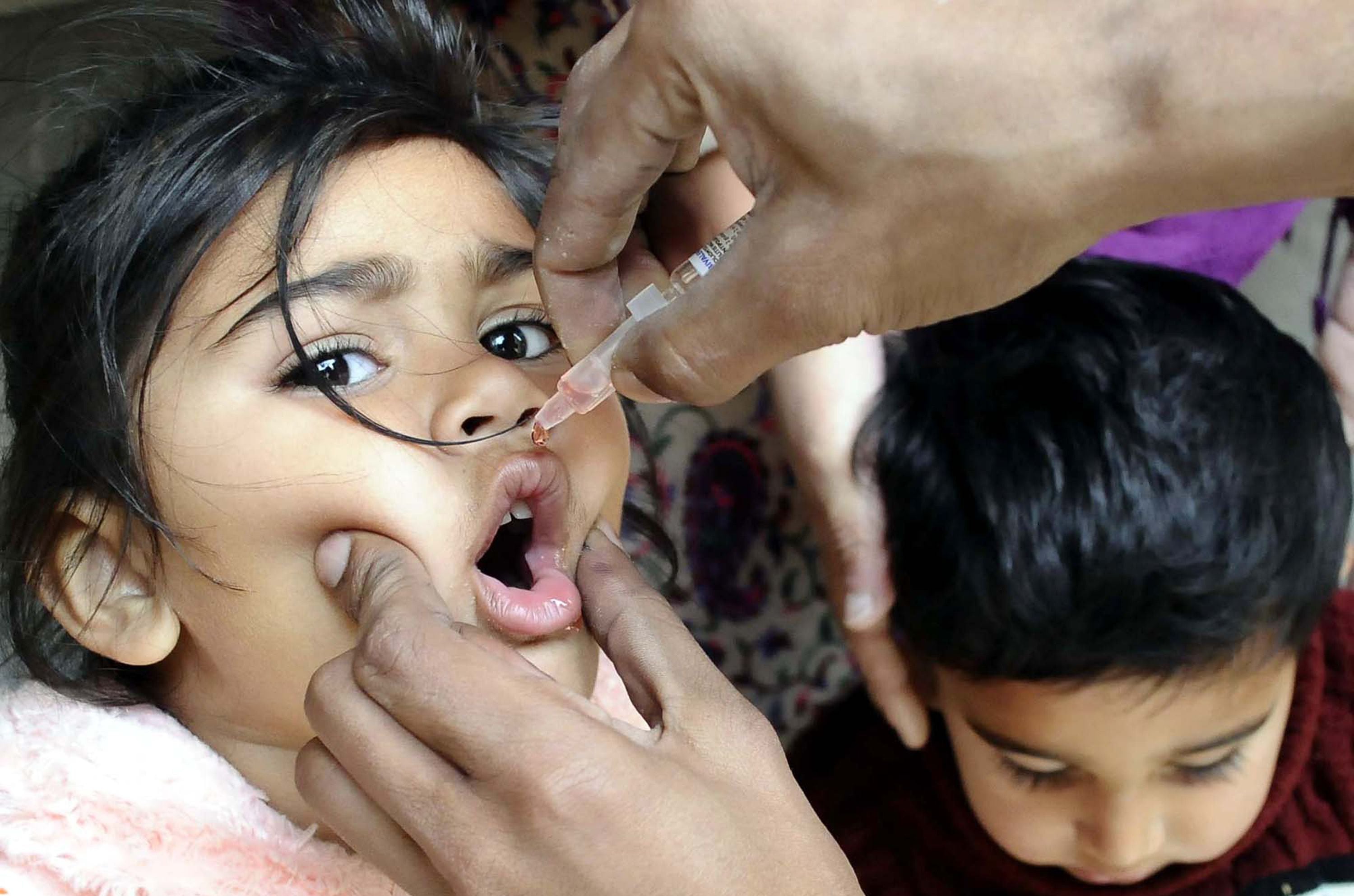La vacunación de rutina de niños debe ser prioridad en Ecuador, dice Unicef, ante aumento de mortalidad infantil