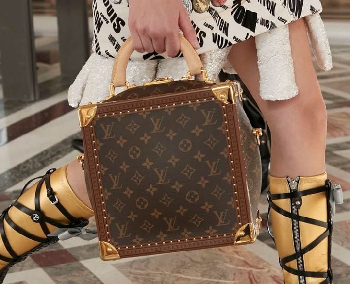Este verano… las maletas flexibles de Louis Vuitton son lo más
