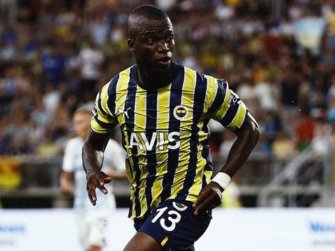 Golpe a Fenerbahçe y Enner Valencia: el ecuatoriano falló un penal y su equipo fue eliminado de la ronda previa de Champions