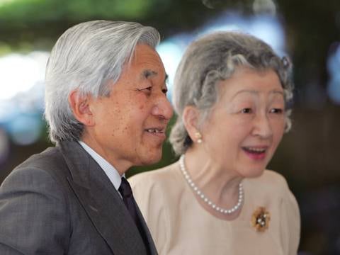 Avanza proceso de abdicación del emperador japonés Akihito