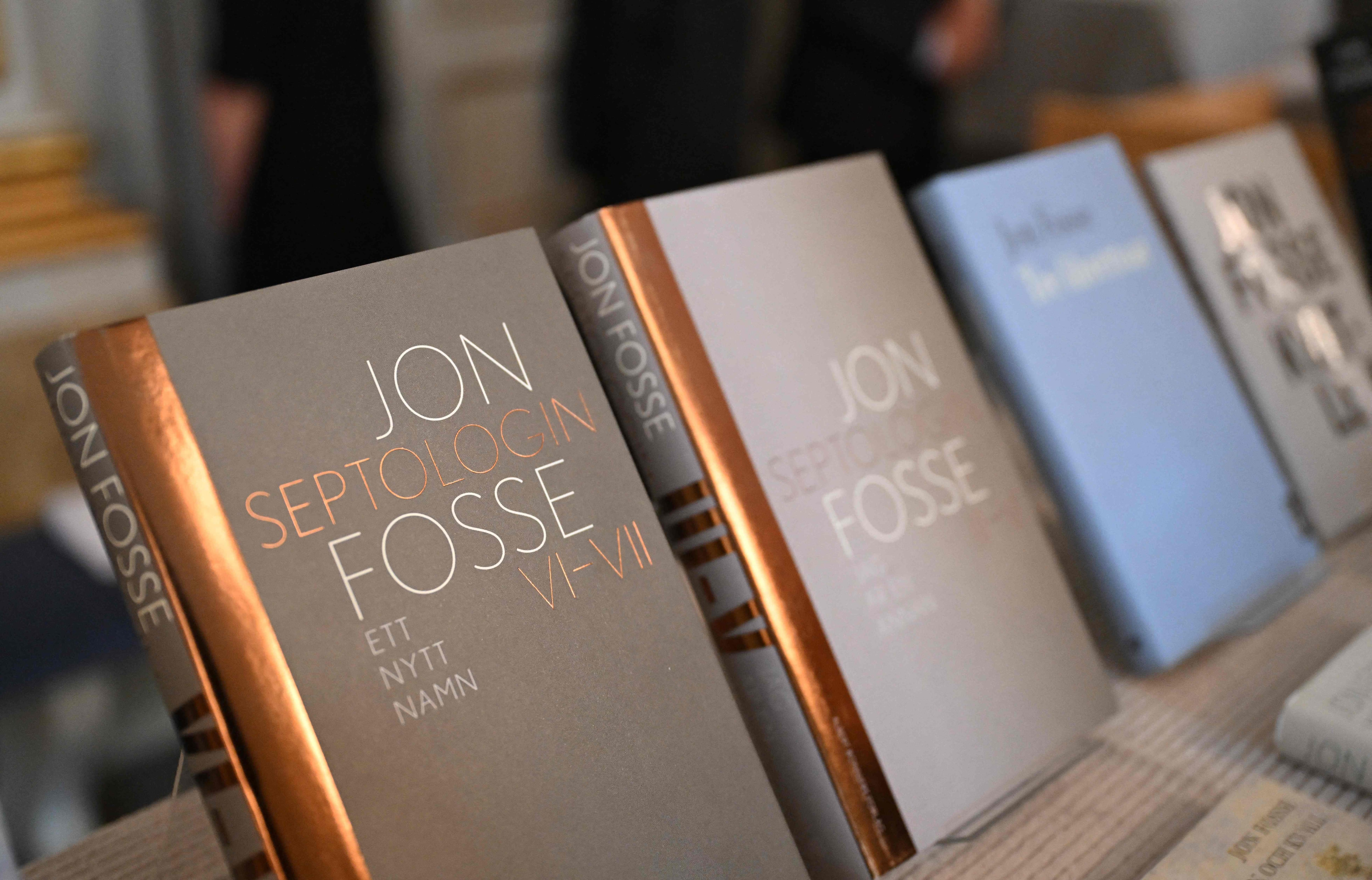 Ejemplares de 'Septología', la serie de novelas de Jon Fosse, ganador del Nobel de Literatura 2023. 
